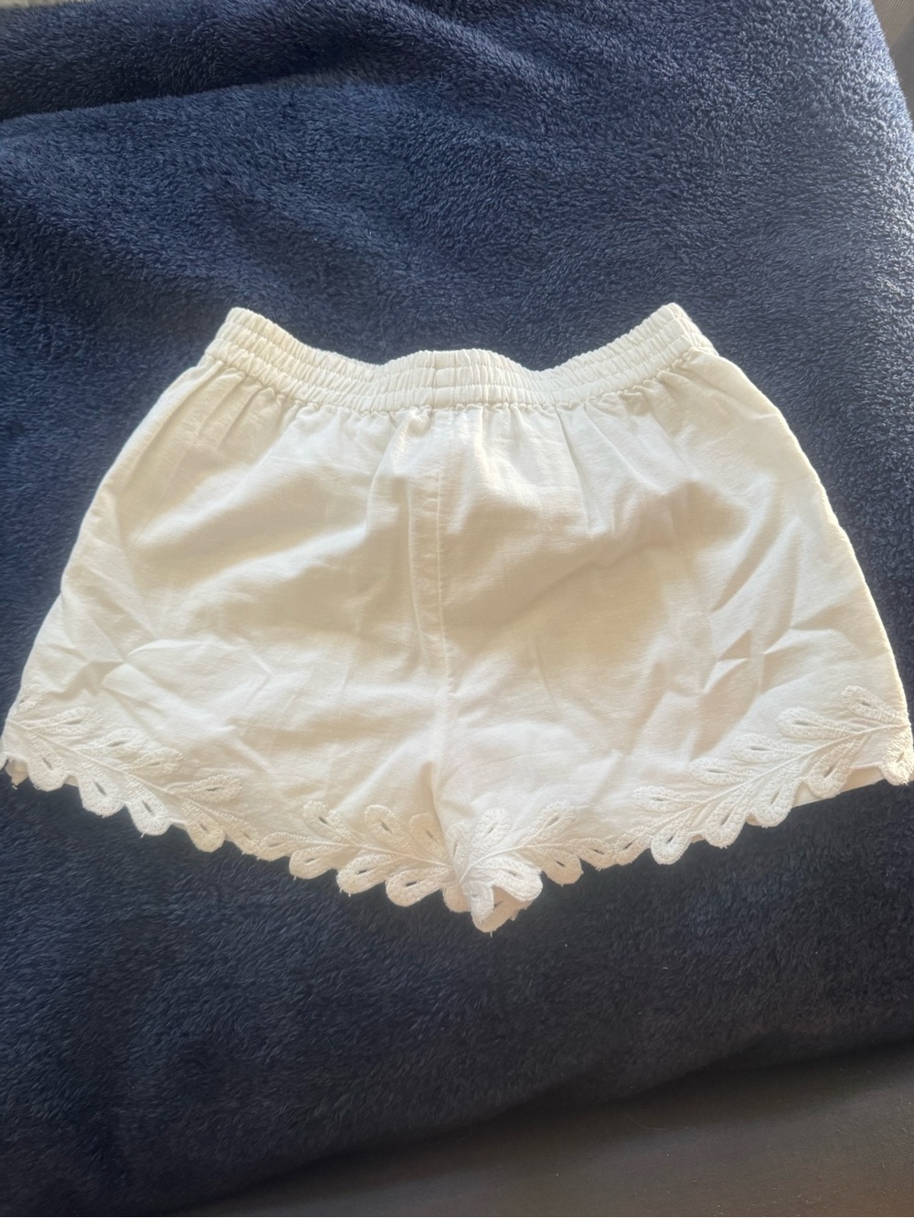 Z Supply Cream Elastic Waist Cotton Linen Shorts